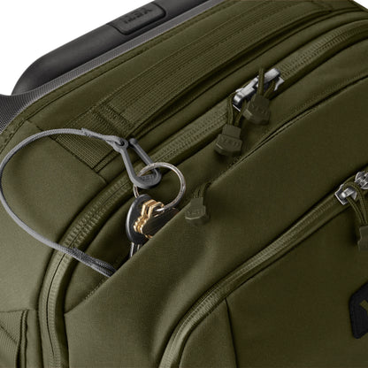 35L/22" Carry-On Luggage