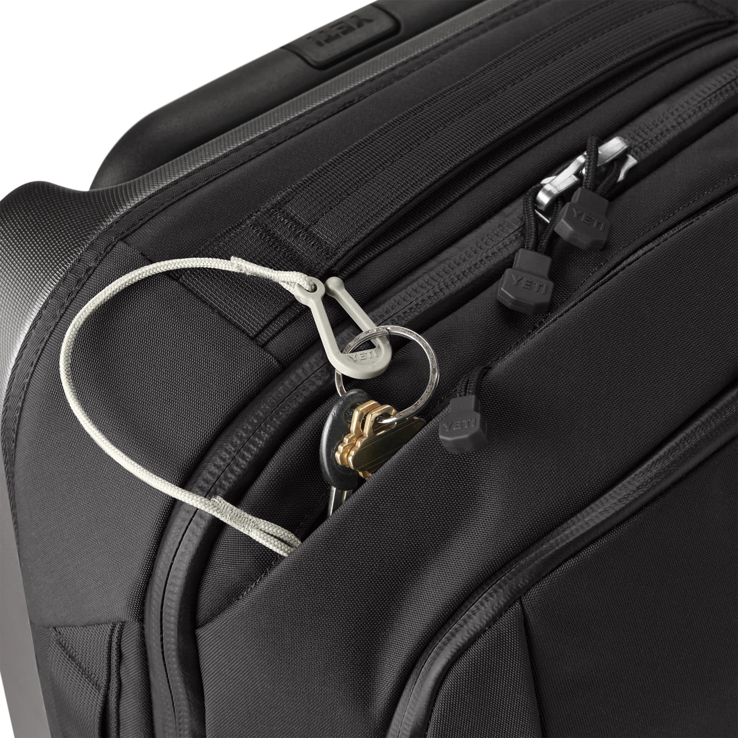 35L/22" Carry-On Luggage