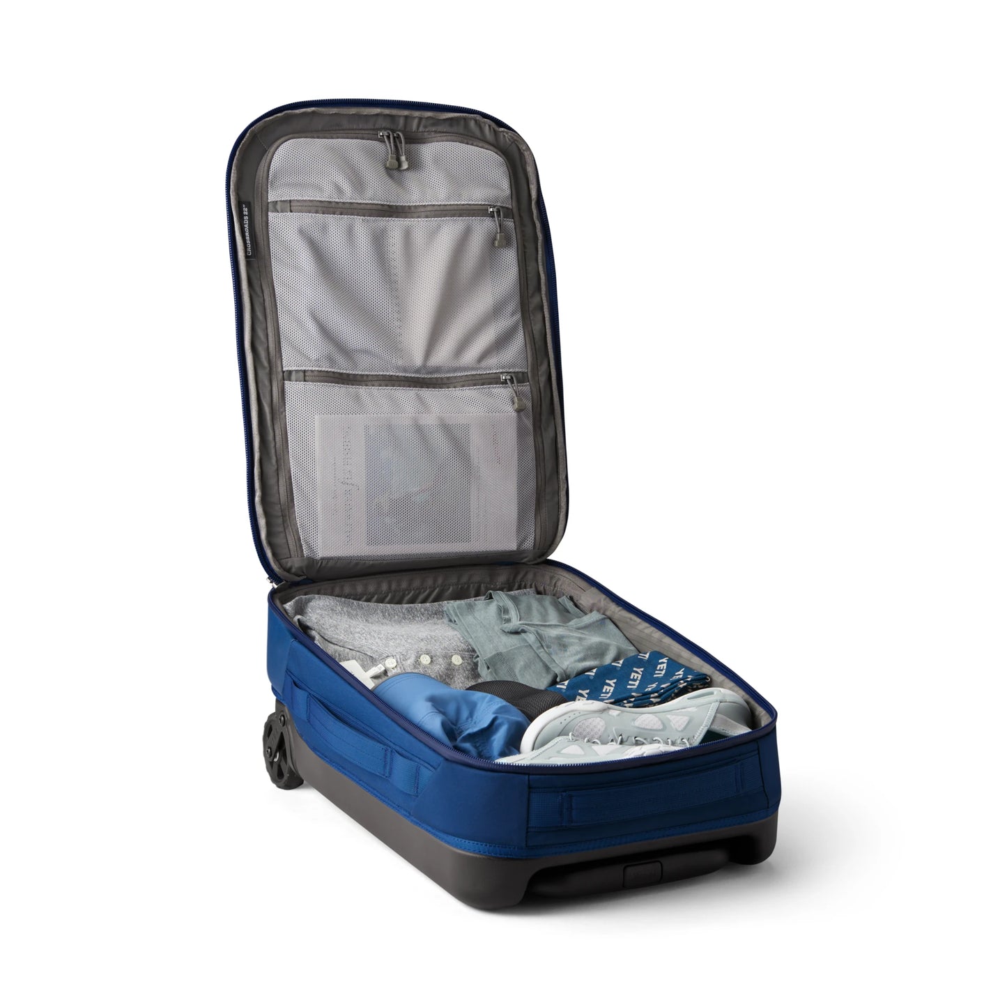 35L/22" Carry-On Luggage