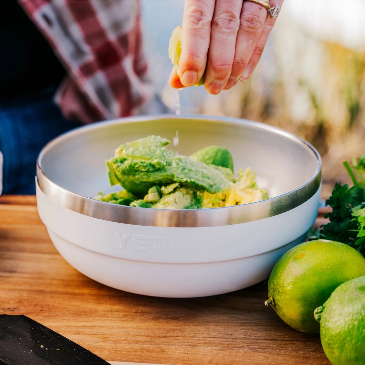 1.6 QT Insulated Low Bowl